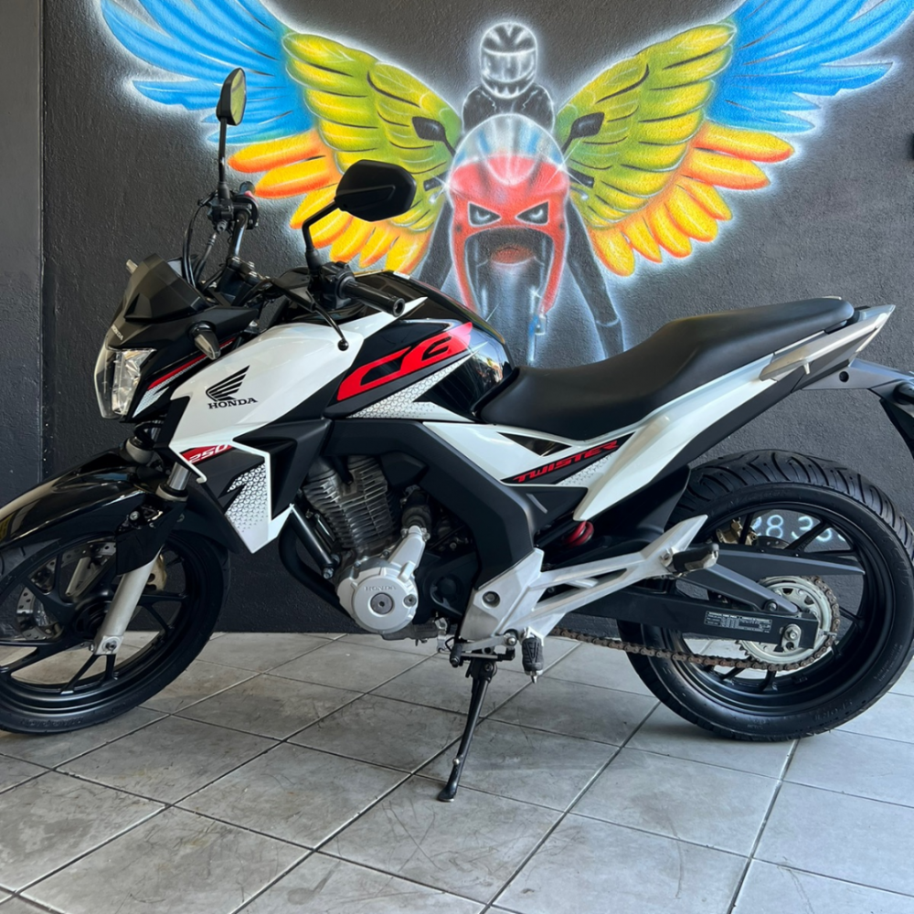Moto Honda CB250f  Twister 2019 Branca Motos