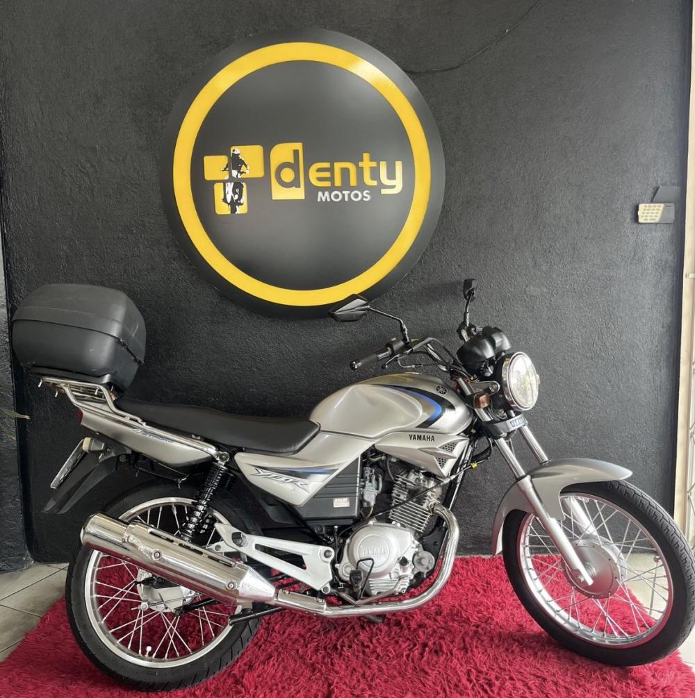 Moto YAMAHA 125 YBR 2008
