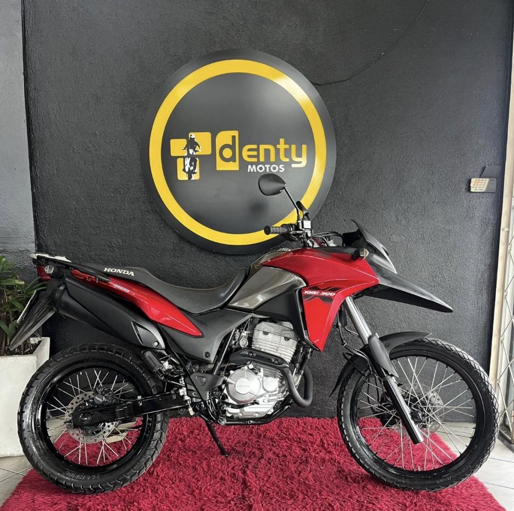 Moto HONDA XRE 300 2013