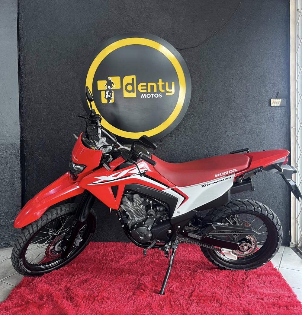 MOTO HONDA XR300L TORNADO