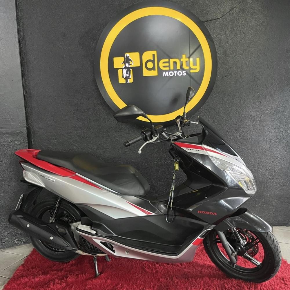 MOTO HONDA PCX 150 SPOT